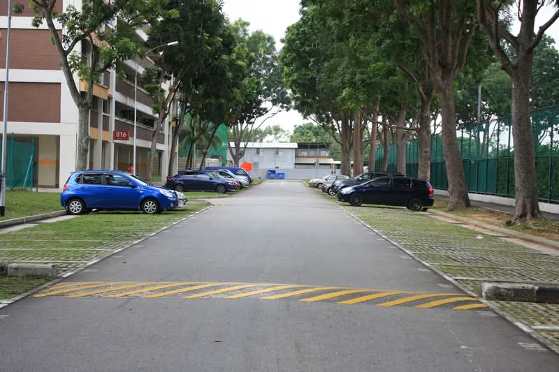 816 Yishun Street 81