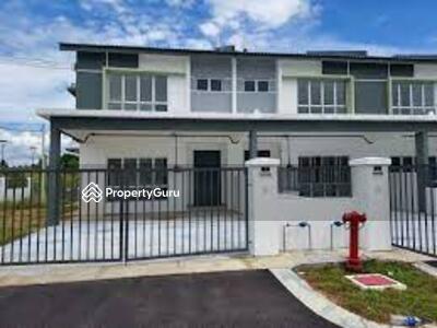 - Alamanda Parklands