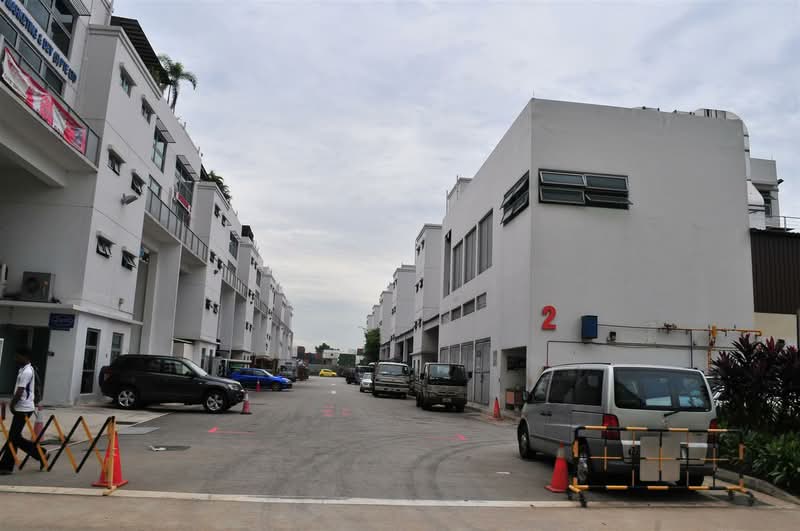 Accord Famous Distri Centre