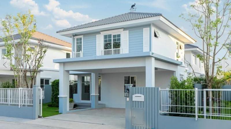 สีวลี ศรีนครินทร์ – ร่มเกล้า (Sivalee Srinakarin-Romklao)