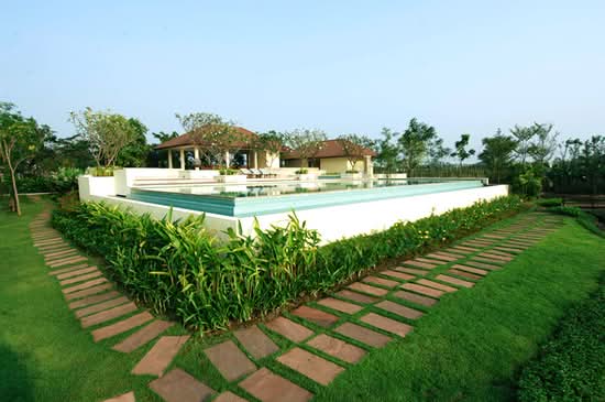 Anaville Suvarnabhumi : อนาวิลล์ สุวรรณภูมิ