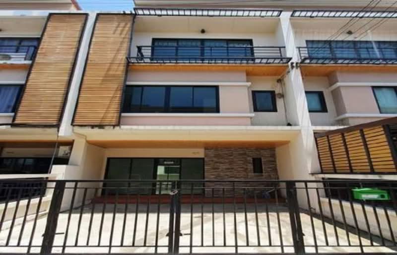Infinity Townhome Baan Kluay-Sainoi : อินฟินิตี้ ทาวน์โฮม บ้านกล้วย-ไทรน้อย, นนทบุรี, ถนน บ้านกล้วย-ไทรน้อย, พิมลราช, บางบัวทอง, นนทบุรี, 150 ตร.ม., ทาวน์เฮ้าส์ ขาย, โดย ธนสร พรมโสภา, 500194497 - DDproperty.com