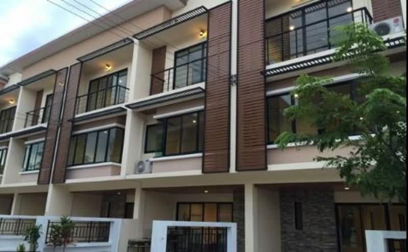Infinity Townhome Baan Kluay-Sainoi, Nonthaburi, Ban Kluay-Sai Noi Road, Phimonrat, Bang Bua Thong, Nonthaburi, 3 Bedrooms, 150 sqm, Townhouse For Sale, by ธนสร พรมโสภา, 500194497 - DDproperty.com