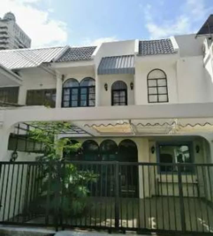 Prommitr Villa