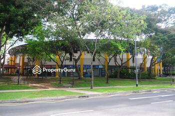 Elias Mall