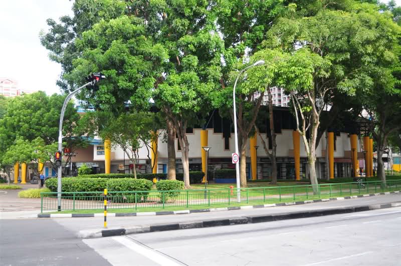 Elias Mall