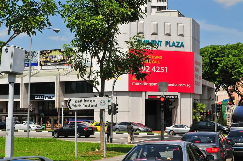 Eminent Plaza