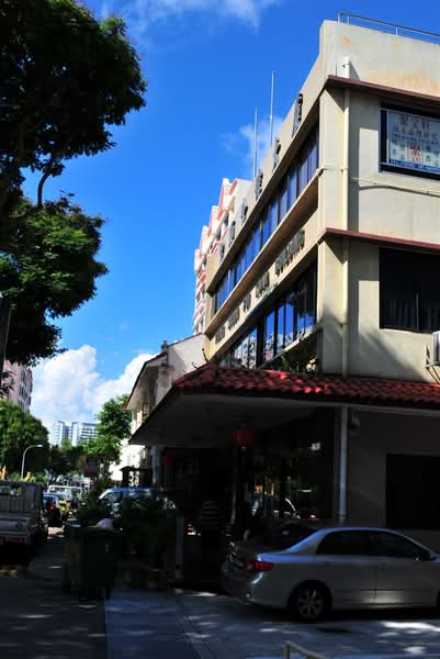 Foong Shoon Fui Kuan Building, 6 Lorong 32 Geylang, 2,100 sqft, Office For Rent, by Valerie Yong, 500209202 - CommercialGuru.com.sg