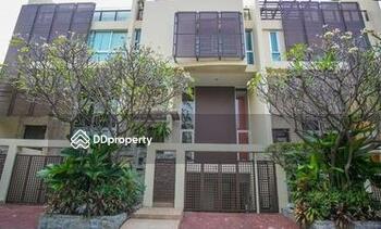 The Lofts Sathorn : เดอะ ลอฟท์ สาทร