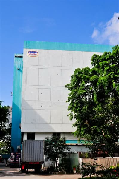 Four Star Building, 44 Kallang Place, 2,326 sqft, Warehouse For Rent, by Gupta Sameer Raj, 500112009 - CommercialGuru.com.sg