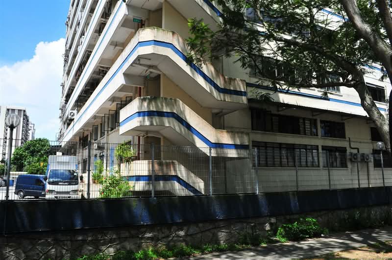 Golden Wall Flatted Factory, 2 Jalan Rajah, 1,572 sqft, Light Industrial (B1) For Sale, by Teo Alice, 23815691 - CommercialGuru.com.sg