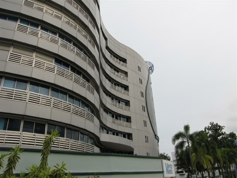 1 Bukit Batok Street 22