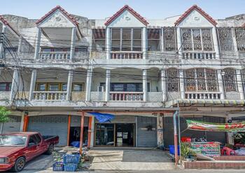 Moobaan Cho Rung Rueang 6 : หมู่บ้านช.รุ่งเรือง 6
