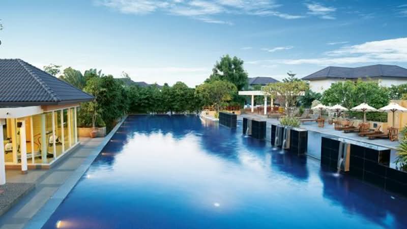 Villa Arcadia Srinakarin : วิลล่า อะคาเดีย ศรีนครินทร์
