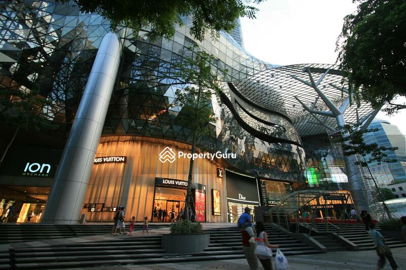Louis Vuitton Singapore Ion Orchard Turn Store in Singapore