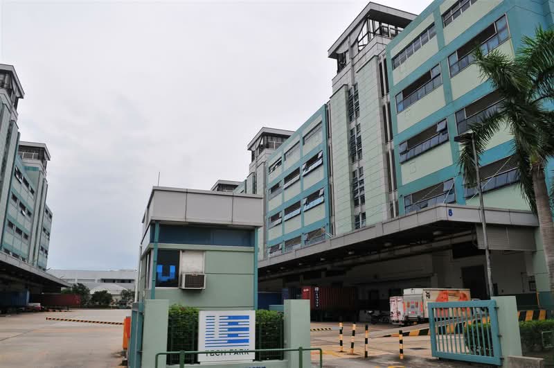 Liang Huat Industrial Complex, 51 Benoi Road, Boon Lay / Jurong / Tuas, 25,000 sqft, Factory / Workshop (B2) For Rent, by Delphine Tan, 500189147 - CommercialGuru.com.sg