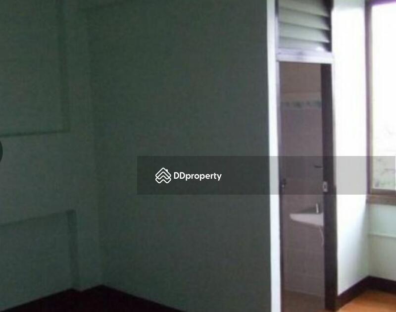 ศรีบุรินทร์คอนโด (Sriburin Condo) #0