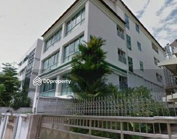 โกลเด้น ลิฟวิ่ง (Golden Living)