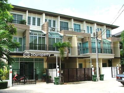 - Vista Park Viphavadi : วิสต้า ปาร์ค วิภาวดี