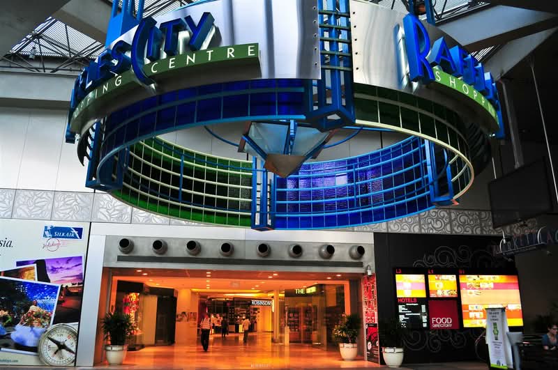Raffles City Shopping Centre, 252 North Bridge Road, 2,215 sqft, Food & Beverage For Rent, by Benedict Lim Kim Heng, 500169519 - CommercialGuru.com.sg