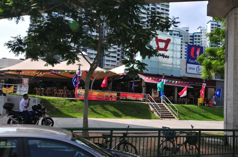 Rivervale Plaza
