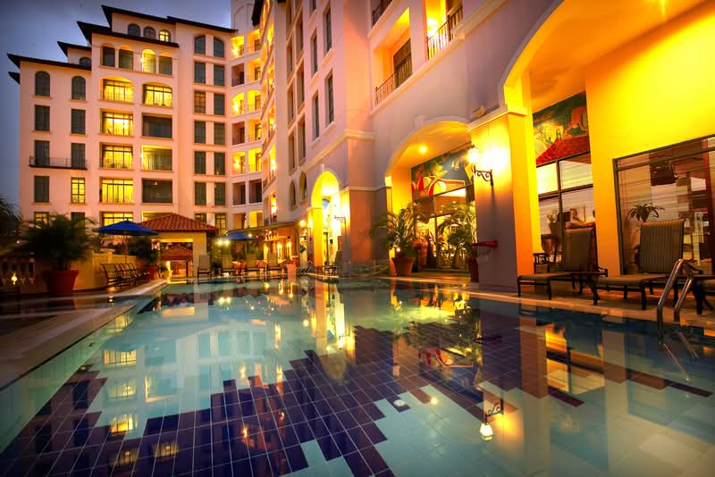 Robertson Walk, 11 Unity Street, 1,500 sqft, Food & Beverage For Rent, by Canny Ong, 500057729 - Facade (Night) - CommercialGuru.com.sg