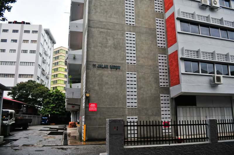 Standard Industrial Building, 11 Jalan Mesin, 8,720 sqft, Light Industrial (B1) For Sale, by Jacqueline Lee 李瑞玲, 60130744 - CommercialGuru.com.sg