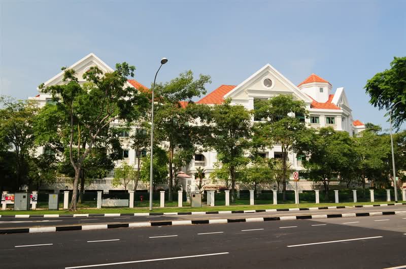 Stratford Court