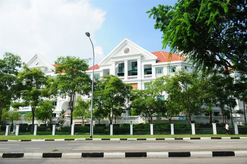 Stratford Court