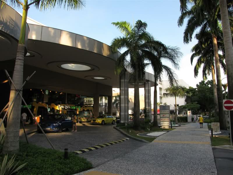West Coast Plaza #0