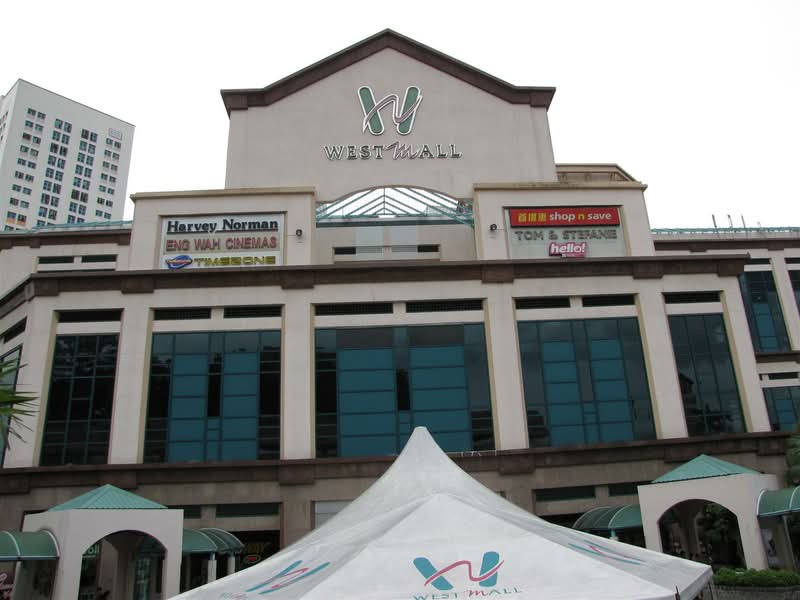 West Mall, 1 Bukit Batok Central Link, 200 sqft, Mall Shop For Rent, by Wong Wai Quen 黄伟权, 500181259 - CommercialGuru.com.sg