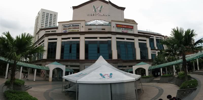 West Mall, 1 Bukit Batok Central Link, 200 sqft, Mall Shop For Rent, by Wong Wai Quen 黄伟权, 500181259 - CommercialGuru.com.sg