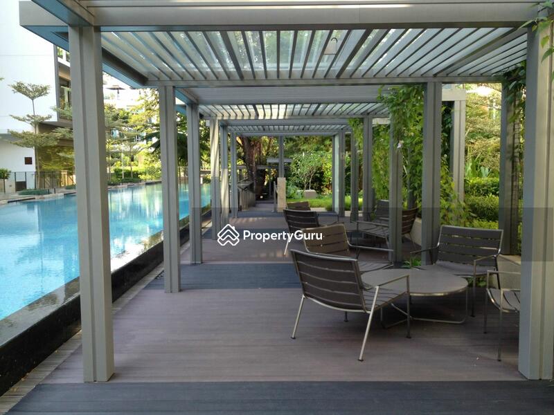 Trellis pool deck