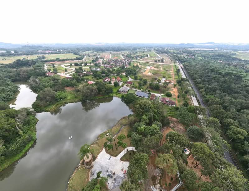 Bayu Lakehomes - iProperty.com.my
