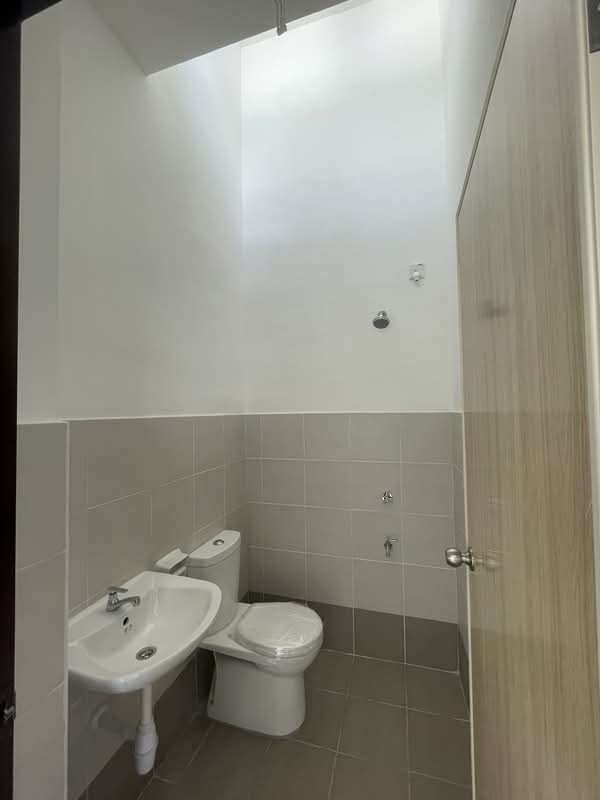 Aster II, Phase 7B Tanjong Puteri Resort - iProperty.com.my