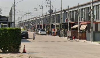 The Chic Town : เดอะ ชิค ทาวน์