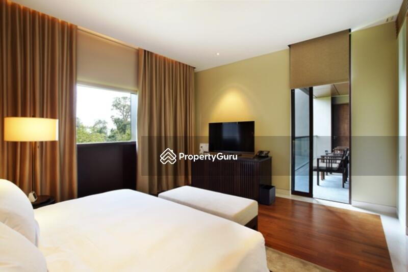 2 Bedroom Suite - Master Bedroom