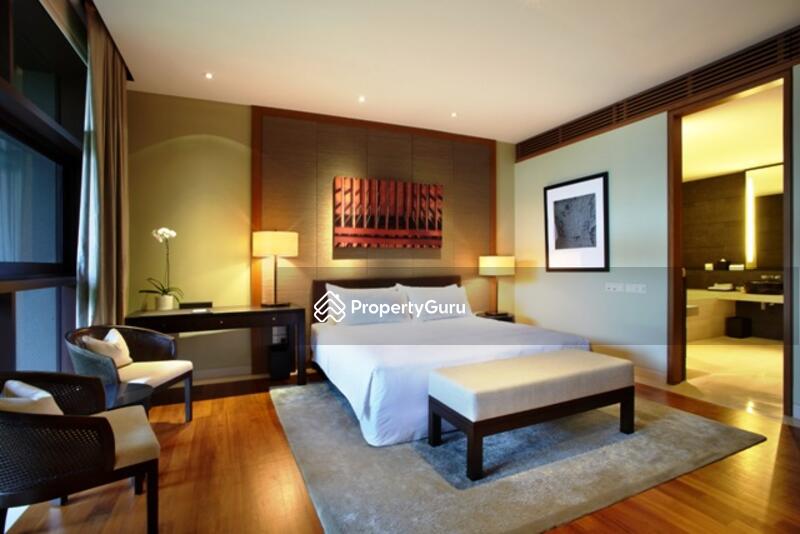 4 Bedroom Suite Master Bedroom