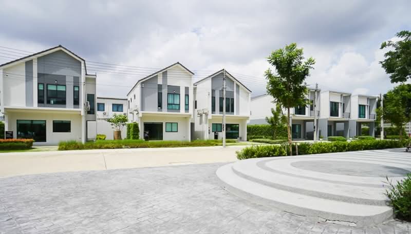 Sena Village Rangsit-Tiwanon, Pathum Thani, Bangbuathong-Bangpoon Road, Bang Phun, Muang Pathum Thani, Pathum Thani, 5 Bedrooms, 300 sqm, Single Detached House For Sale, by เกวลี สิงห์ต๊ะน๊ะ, 500395219 - DDproperty.com