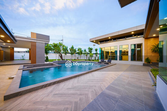 For Sale - M Mountain Grand Villa, Chon Buri