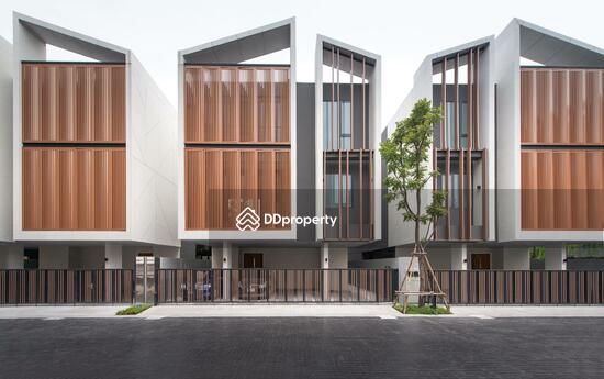 For Sale - Arna Ekkamai, Bangkok