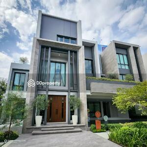 - Grand Bangkok Boulevard Yard Bangna : แกรนด์ บางกอก บูเลอวาร์ด ยาร์ด บางนา