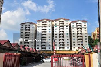 Chinwoo Court