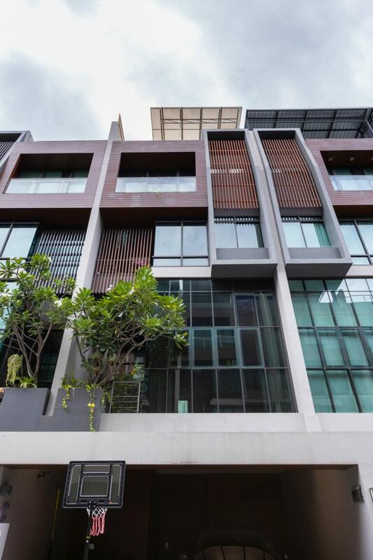 The Park Lane 22 : เดอะ พาร์ค เลน 22 #0