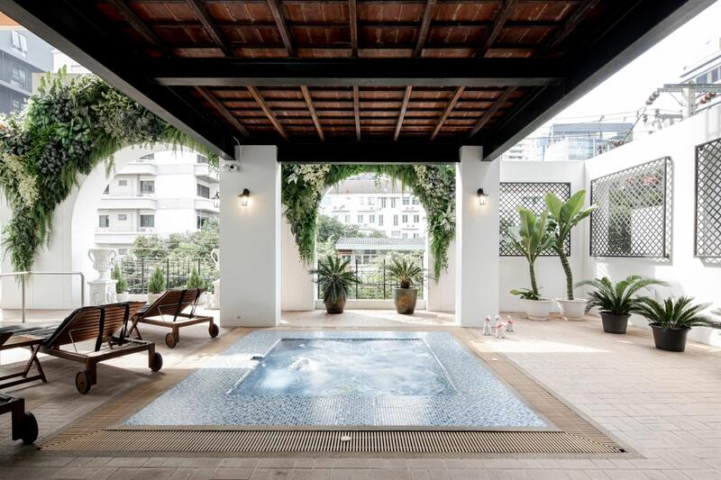 Schloss at Thonglor : ชาลอส แอท ทองหล่อ #0