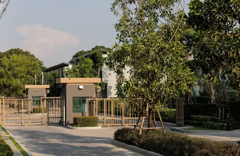 Nirati Donmueang, Bangkok, 333 Choet Wutthakat Rd, Si Khan, Don Mueang, Bangkok, 4 Bedrooms, 227 sqm, Single Detached House For Rent, by สลิลา อภิญญาณกุล, 60245821 - DDproperty.com