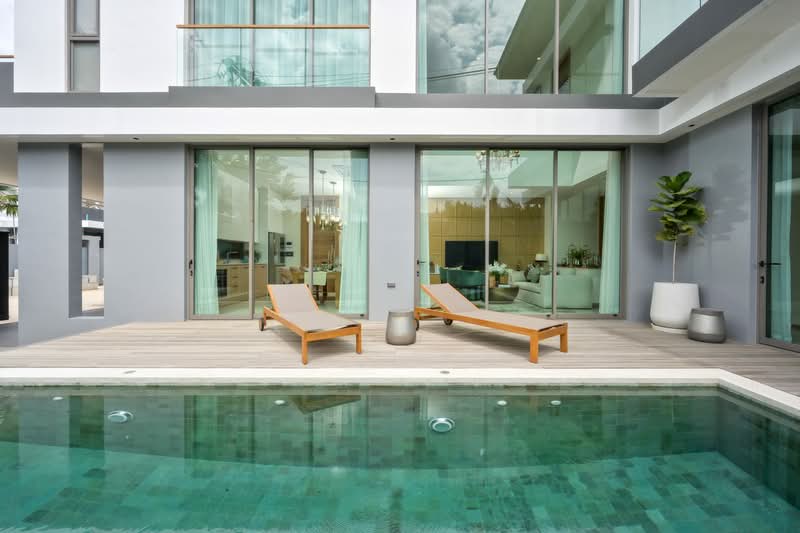 The Teak Phuket