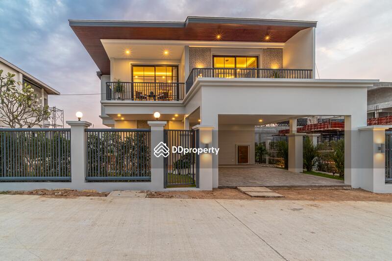 ขาย - Rungsii Village Pattaya : รังสี วิลเลจ พัทยา, ชลบุรี