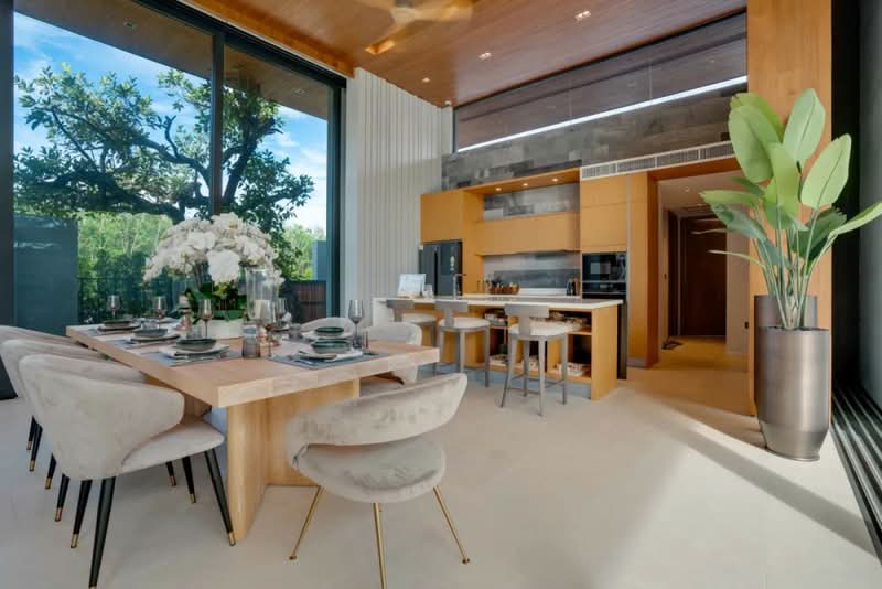 Botanica MontAzure : โบทานิก้า มอนท์เอซัวร์