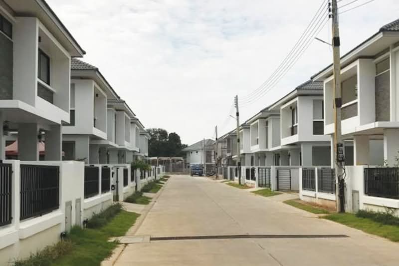 Uraiwan Grand Villa : อุไรวรรณ แกรนด์ วิลล่า